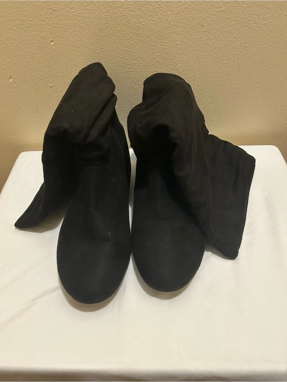Women's Black Over-the-Knee Suede Boots